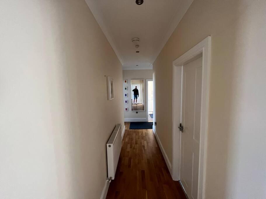 Fantastic 3 Bedroom Holiday Home Millport Exterior foto